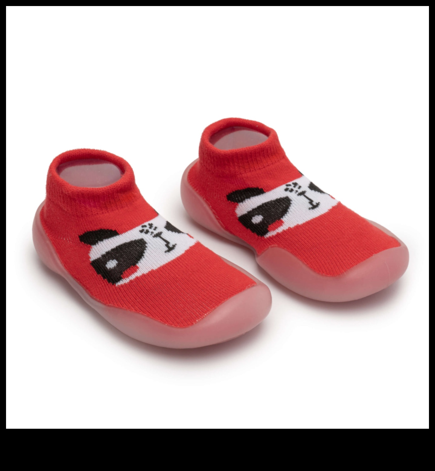 Plīvojošas kājas: burvīgas mazuļu zeķes